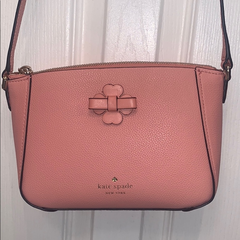 BRAND NEW !!!! Just took tags off. NEVER USED.